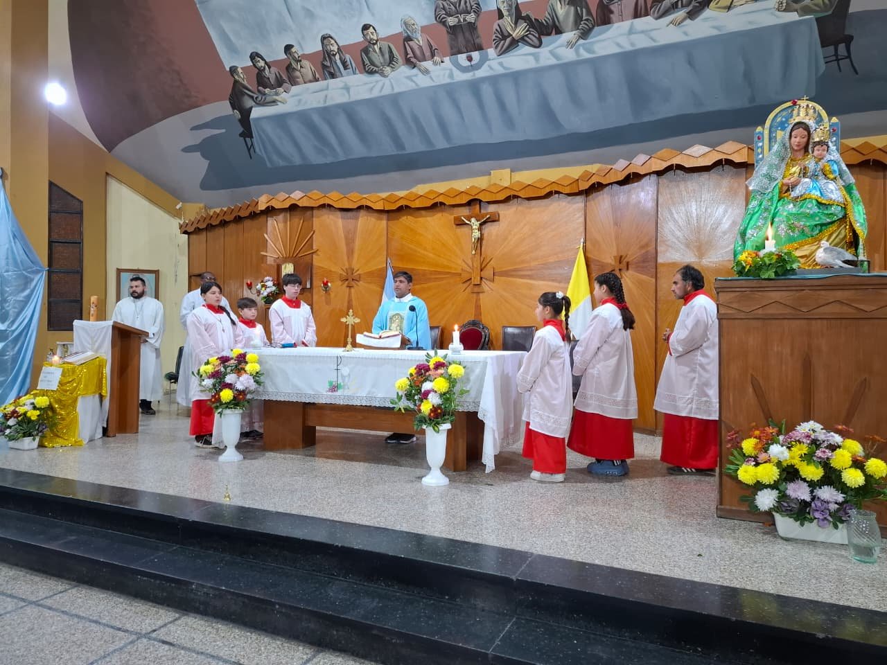 Devoción, aniversarios y renovación en el cierre de la novena.