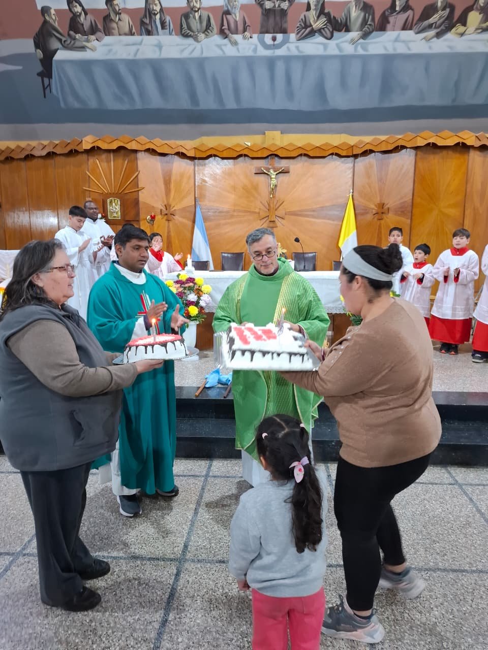 Devoción, aniversarios y renovación en el cierre de la novena.